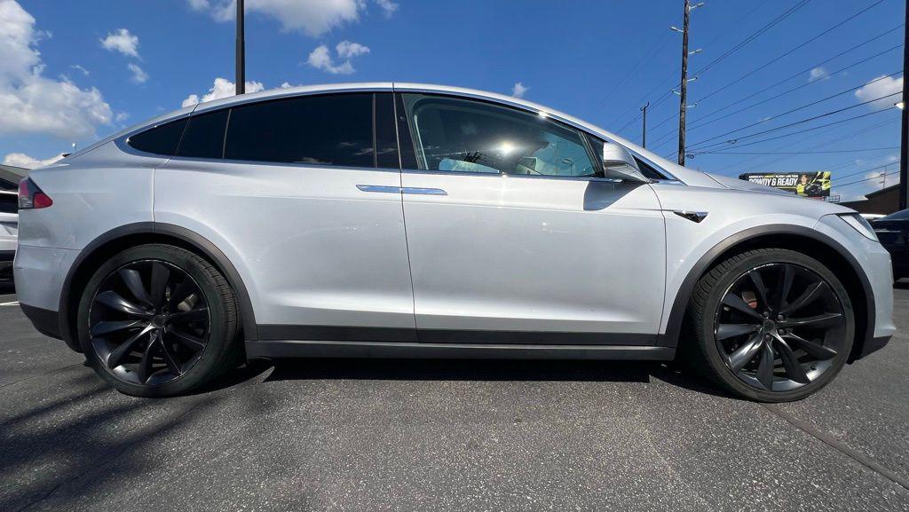 used 2018 Tesla Model X car, priced at $31,000