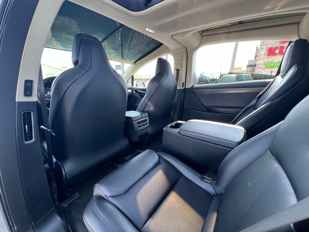 used 2018 Tesla Model X car, priced at $31,000