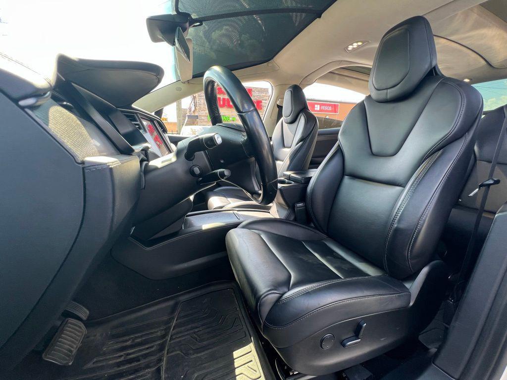 used 2018 Tesla Model X car, priced at $31,000