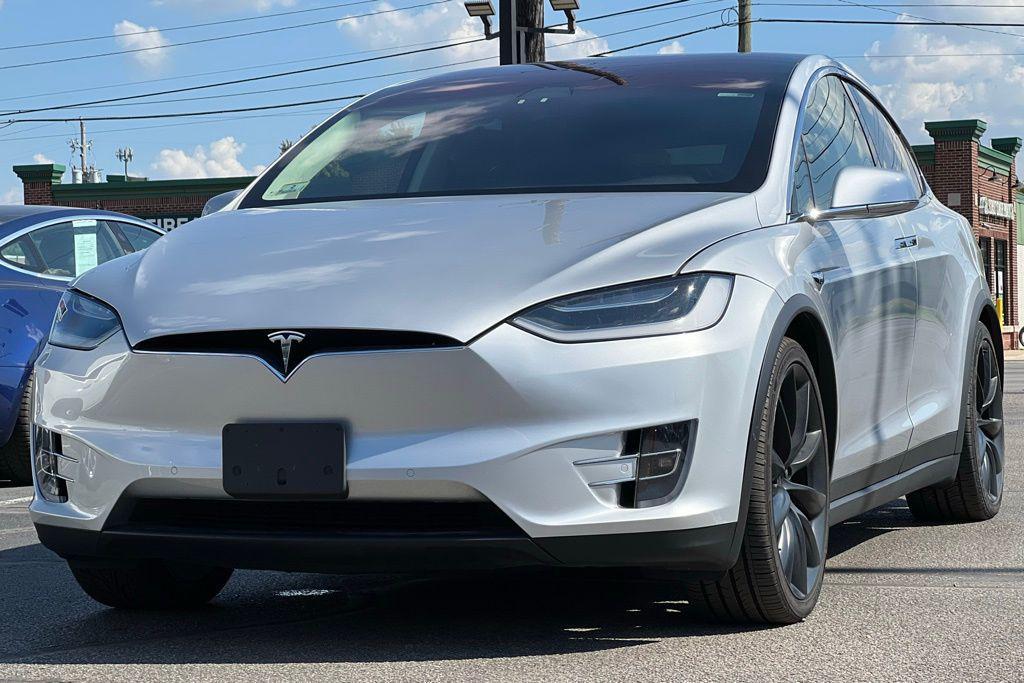 used 2018 Tesla Model X car, priced at $31,000