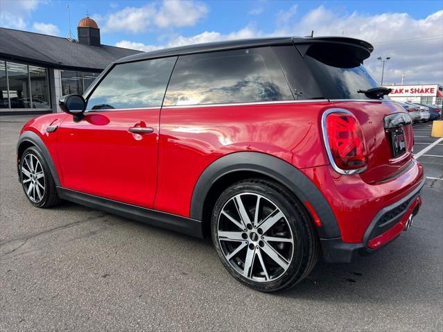 used 2022 MINI Hardtop car, priced at $24,750