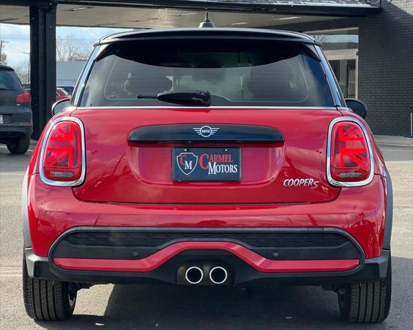 used 2022 MINI Hardtop car, priced at $24,750