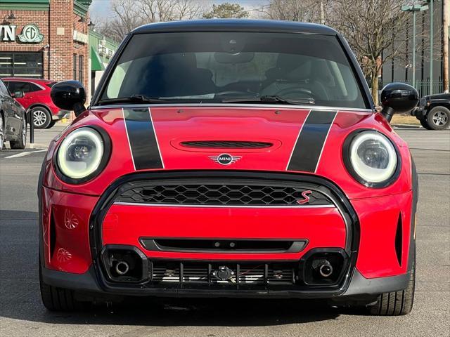 used 2022 MINI Hardtop car, priced at $24,750