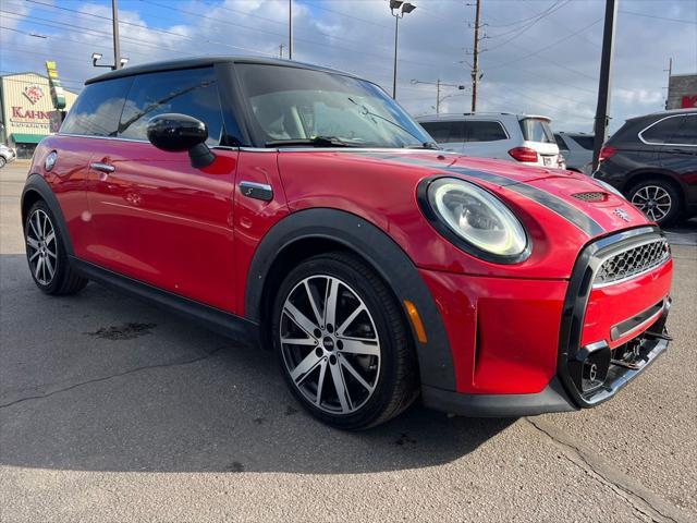 used 2022 MINI Hardtop car, priced at $24,750