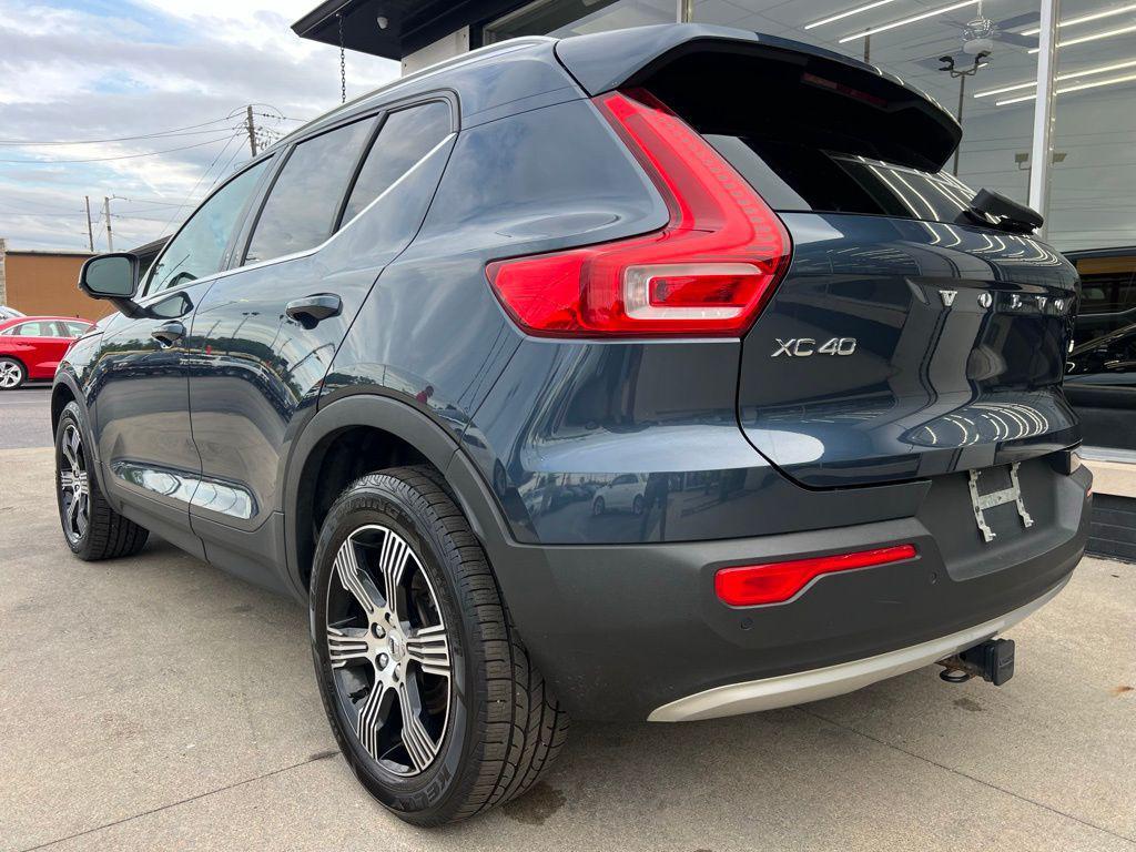 used 2021 Volvo XC40 car, priced at $17,000
