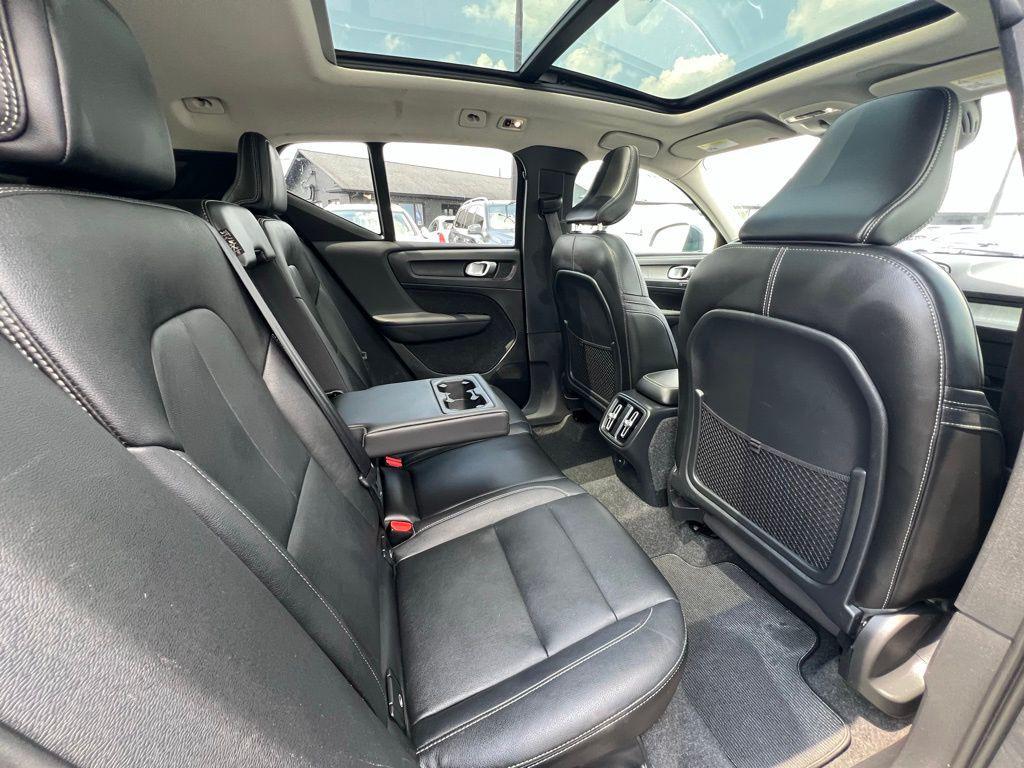 used 2021 Volvo XC40 car, priced at $17,000