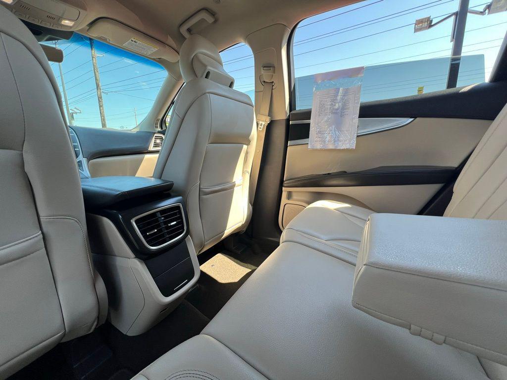 used 2019 Lincoln Nautilus car, priced at $17,000