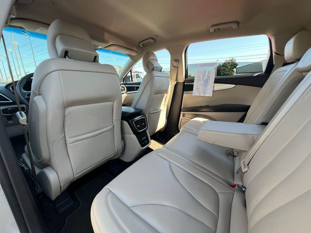 used 2019 Lincoln Nautilus car, priced at $17,000