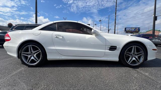 used 2007 Mercedes-Benz SL-Class car, priced at $18,995