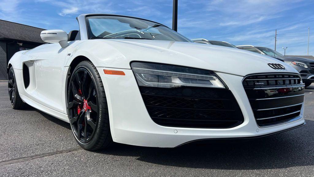 used 2014 Audi R8 car, priced at $96,800