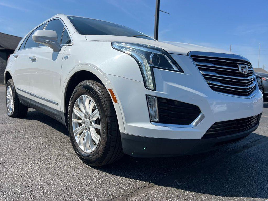 used 2019 Cadillac XT5 car, priced at $17,000