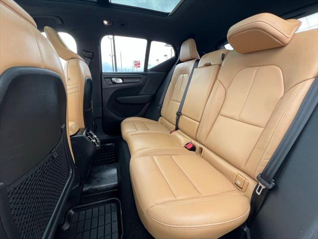 used 2019 Volvo XC40 car, priced at $20,000
