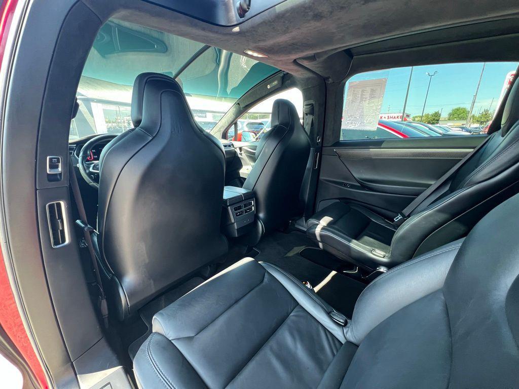 used 2017 Tesla Model X car, priced at $25,000