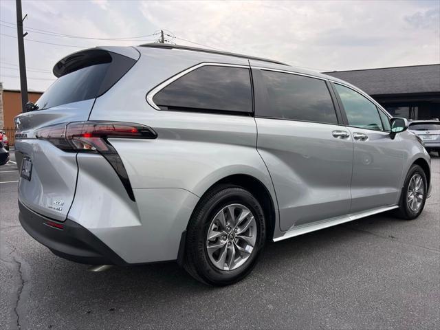 used 2024 Toyota Sienna car, priced at $47,500
