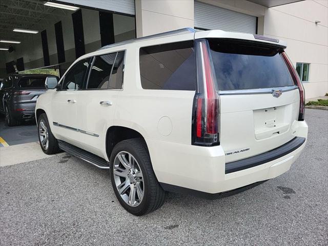 used 2015 Cadillac Escalade car, priced at $26,995