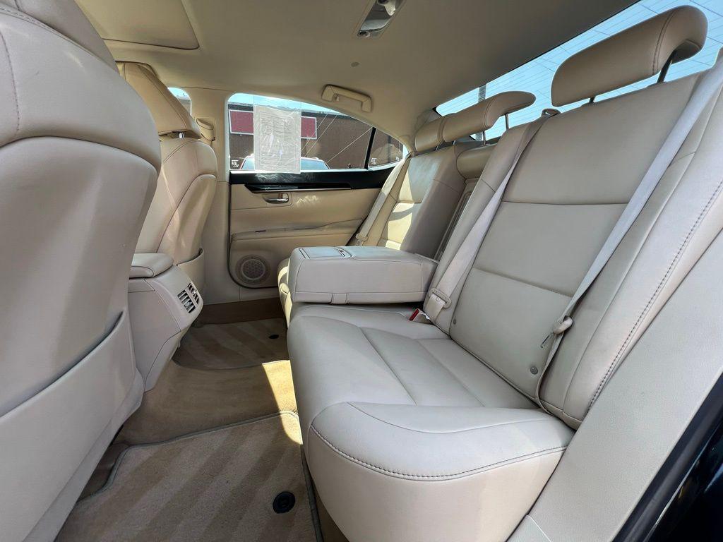 used 2014 Lexus ES 350 car, priced at $15,500