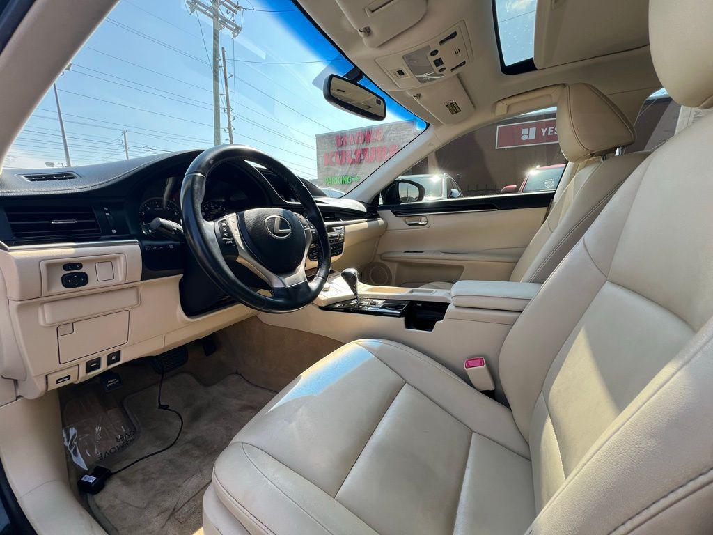 used 2014 Lexus ES 350 car, priced at $15,500
