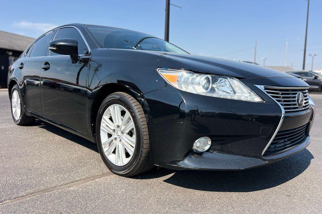 used 2014 Lexus ES 350 car, priced at $15,500