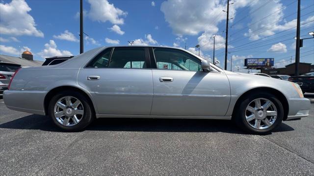 used 2007 Cadillac DTS car, priced at $7,500
