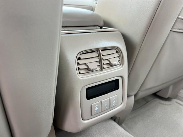 used 2007 Cadillac DTS car, priced at $7,500