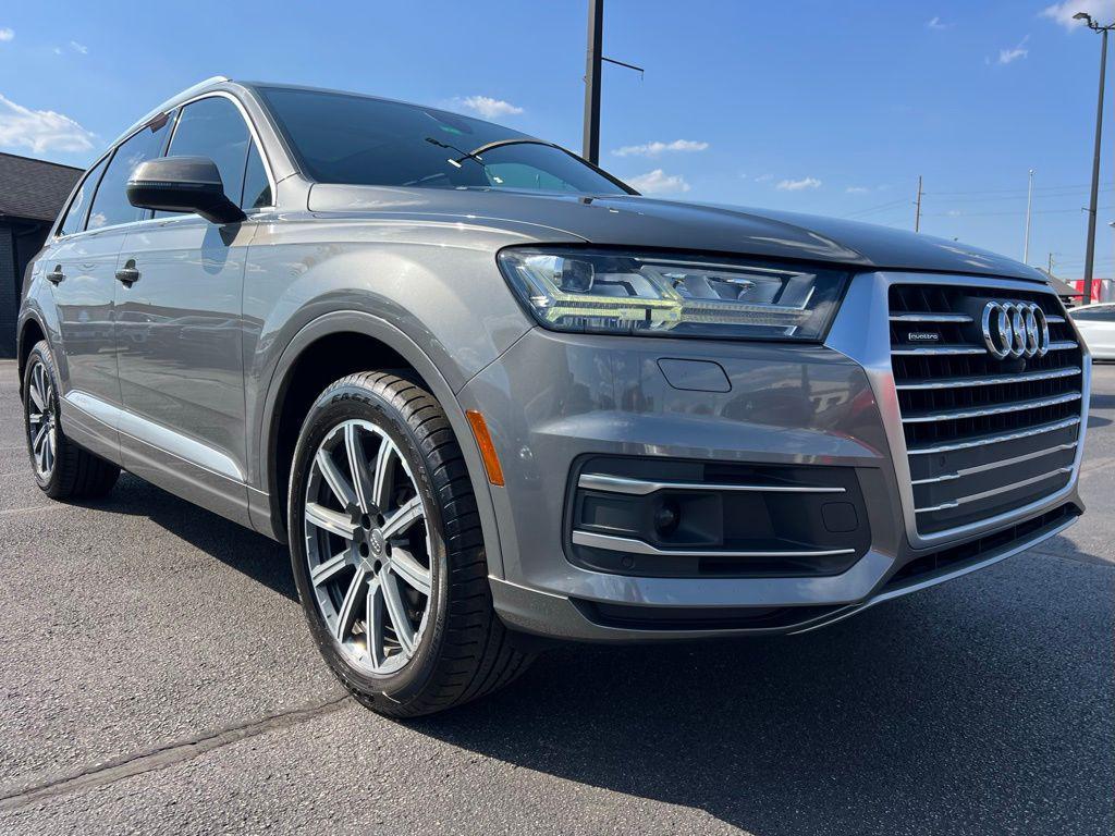 used 2017 Audi Q7 car, priced at $15,800