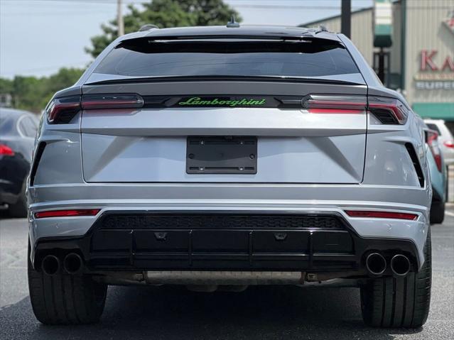 used 2022 Lamborghini Urus car, priced at $199,995