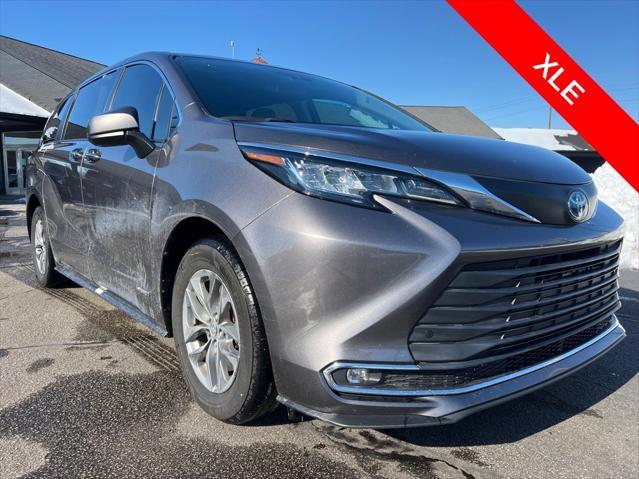 used 2021 Toyota Sienna car, priced at $30,495