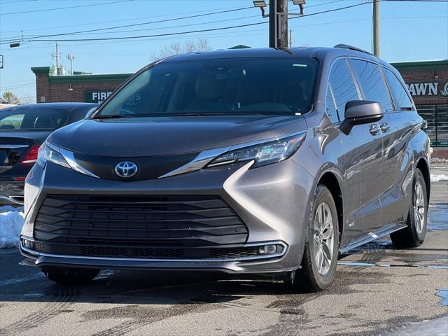 used 2021 Toyota Sienna car, priced at $30,495