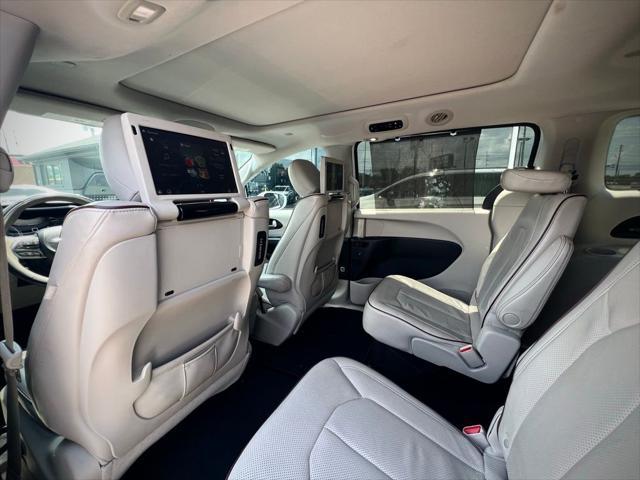 used 2017 Chrysler Pacifica car, priced at $15,500