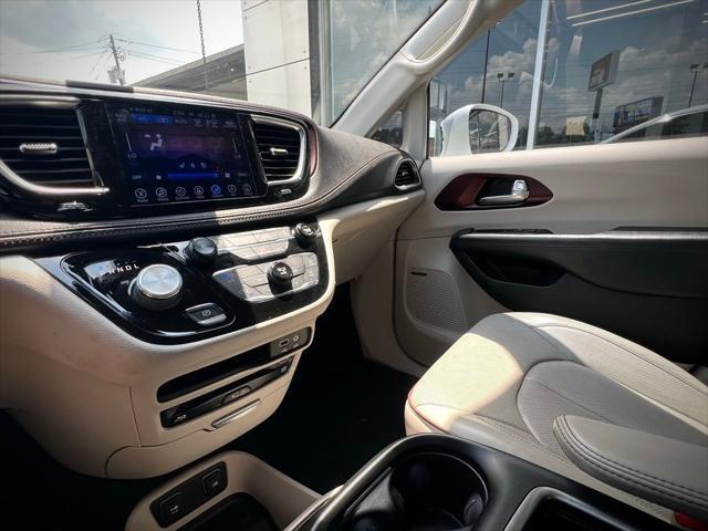 used 2017 Chrysler Pacifica car, priced at $15,500