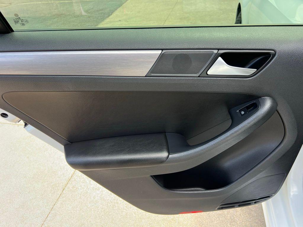 used 2016 Volkswagen Jetta car, priced at $6,200