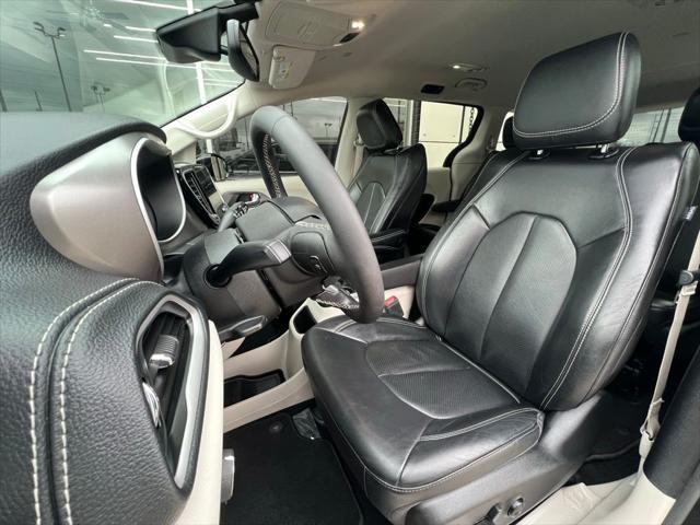 used 2022 Chrysler Pacifica Hybrid car, priced at $27,500