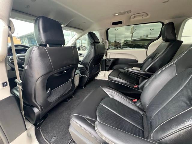 used 2022 Chrysler Pacifica Hybrid car, priced at $27,500