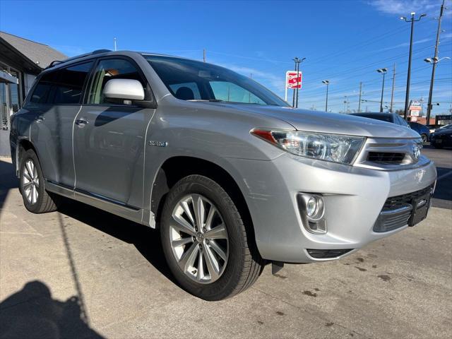 used 2012 Toyota Highlander Hybrid car, priced at $15,995