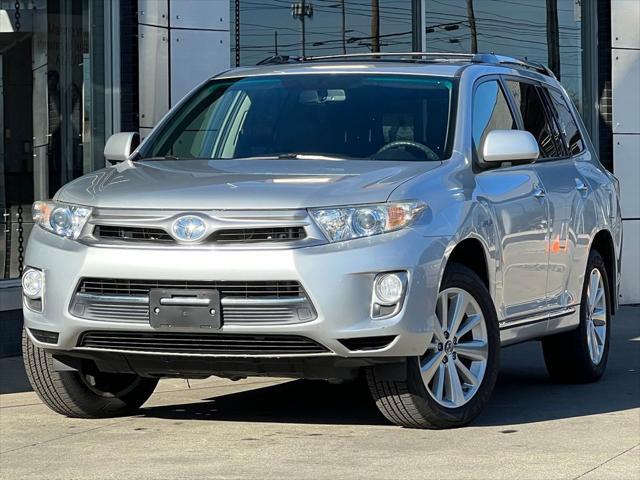 used 2012 Toyota Highlander Hybrid car, priced at $15,995