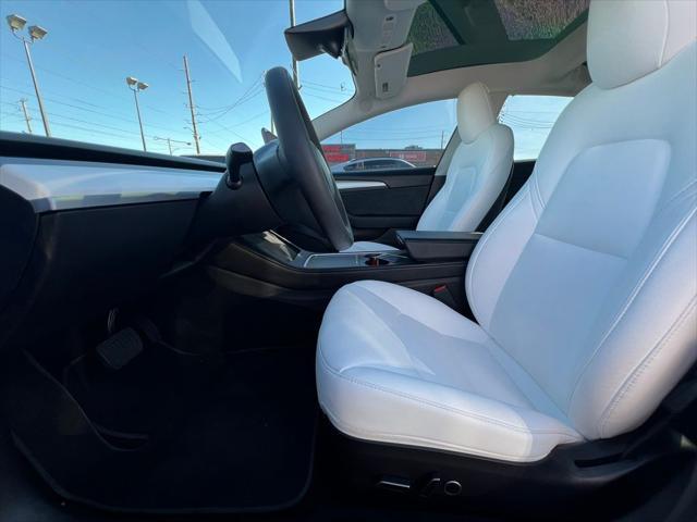 used 2022 Tesla Model 3 car, priced at $30,995