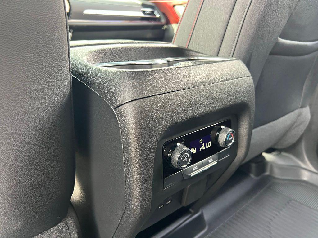 used 2025 Chevrolet Traverse car, priced at $48,500