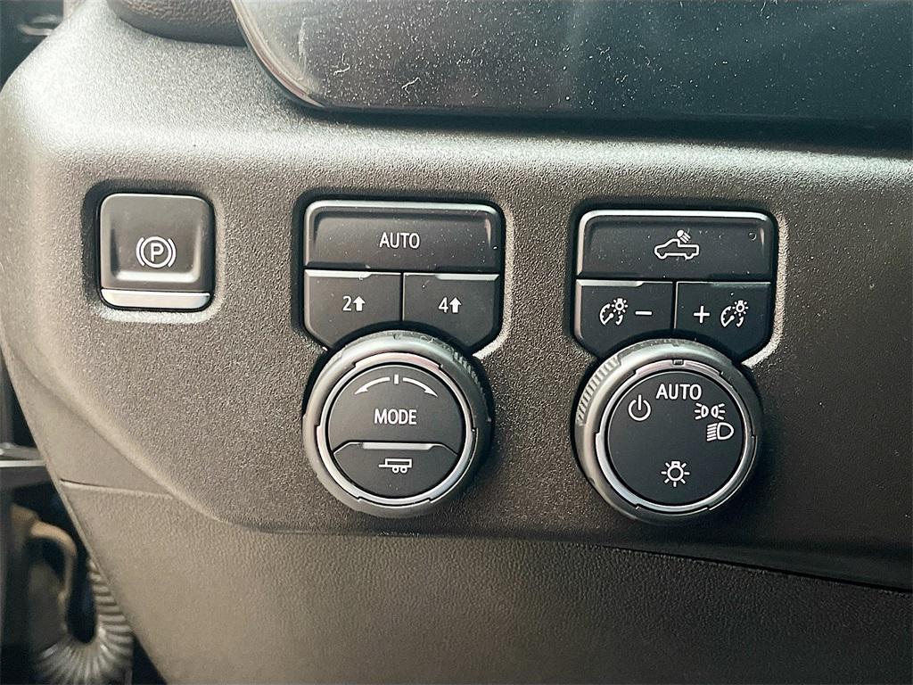 used 2024 Chevrolet Silverado 1500 car, priced at $34,000