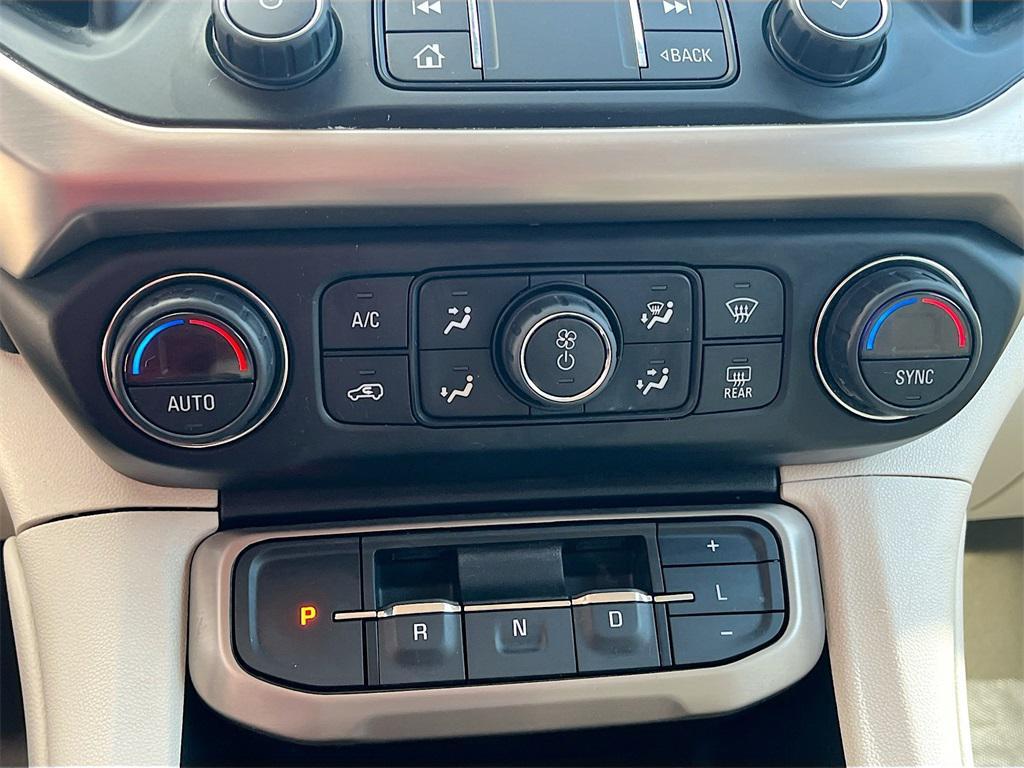 used 2022 GMC Acadia car, priced at $27,200