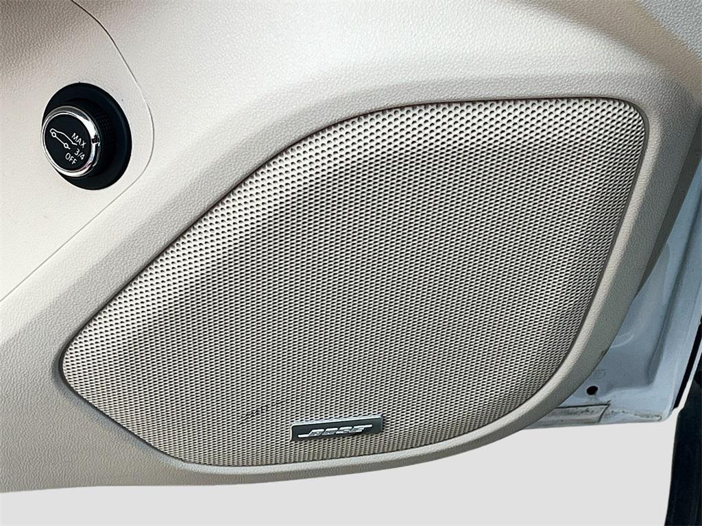 used 2022 GMC Acadia car, priced at $27,200