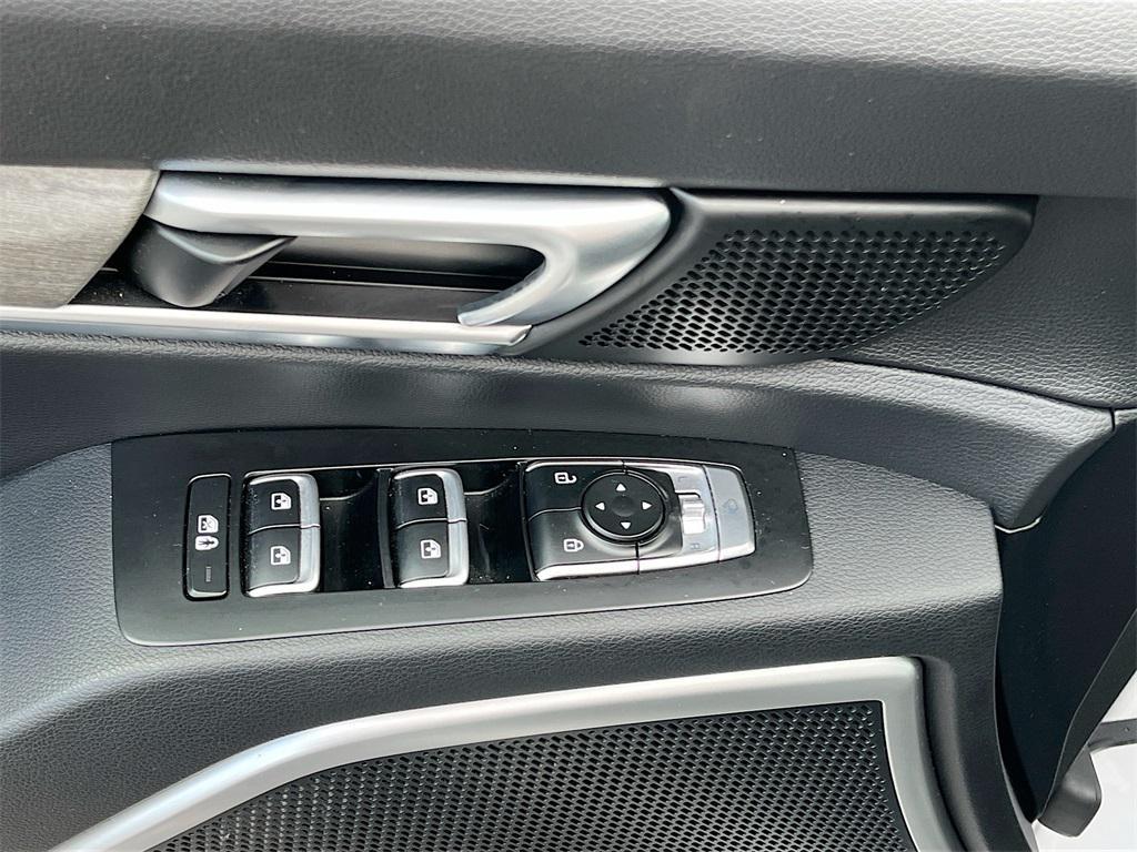 used 2022 Kia Telluride car, priced at $28,300