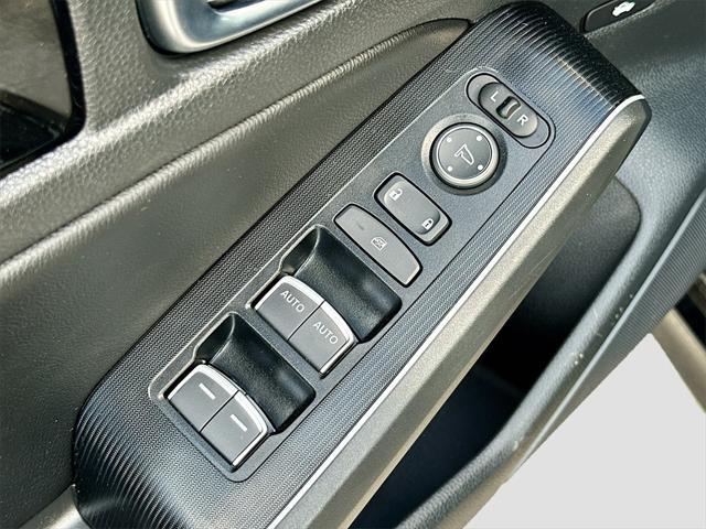 used 2025 Honda Civic Hybrid car, priced at $26,600