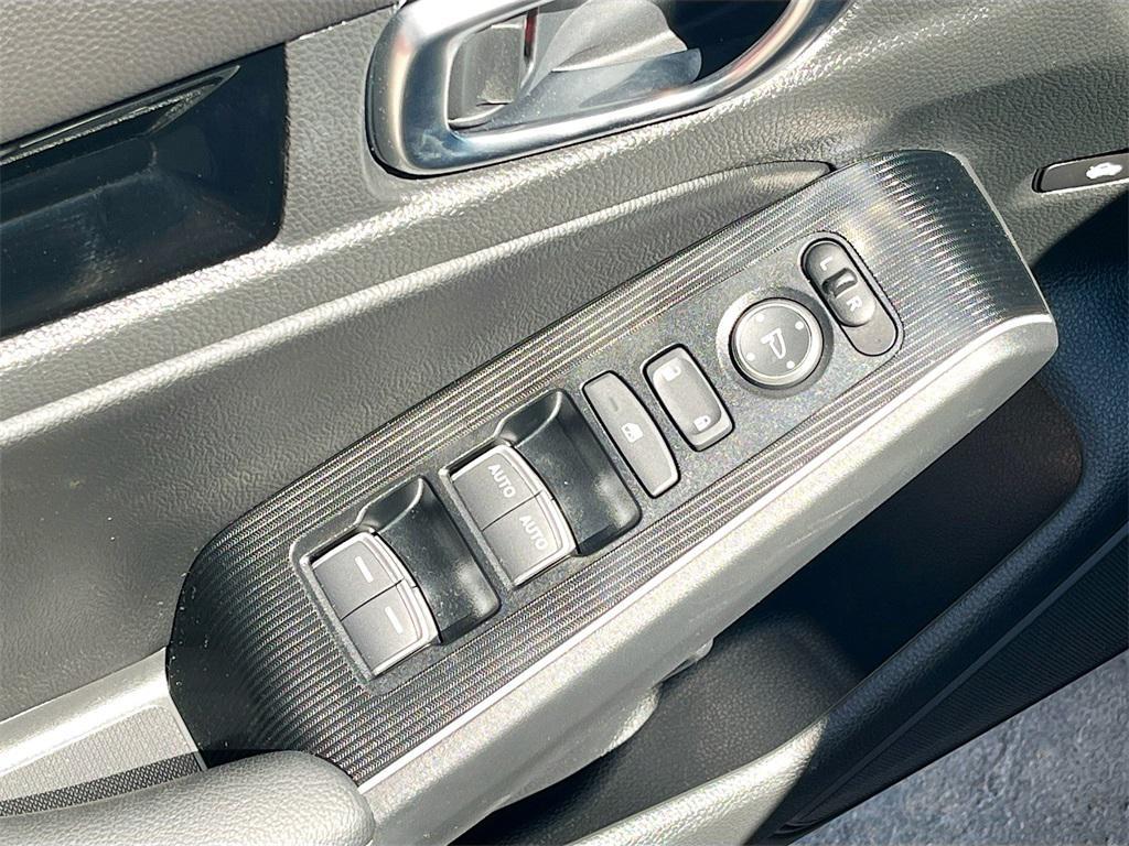 used 2025 Honda Civic Hybrid car, priced at $24,000