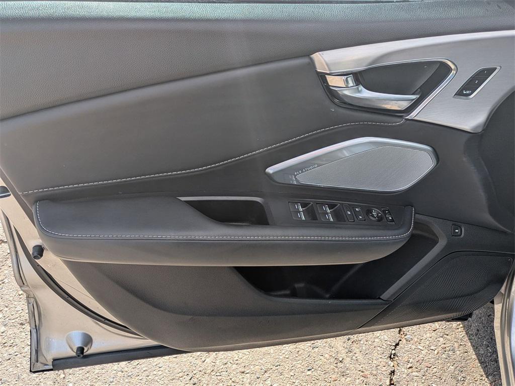 used 2023 Acura RDX car, priced at $30,000