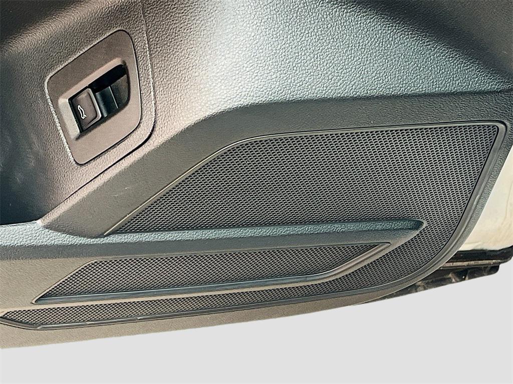 used 2020 Volkswagen Atlas Cross Sport car, priced at $21,000