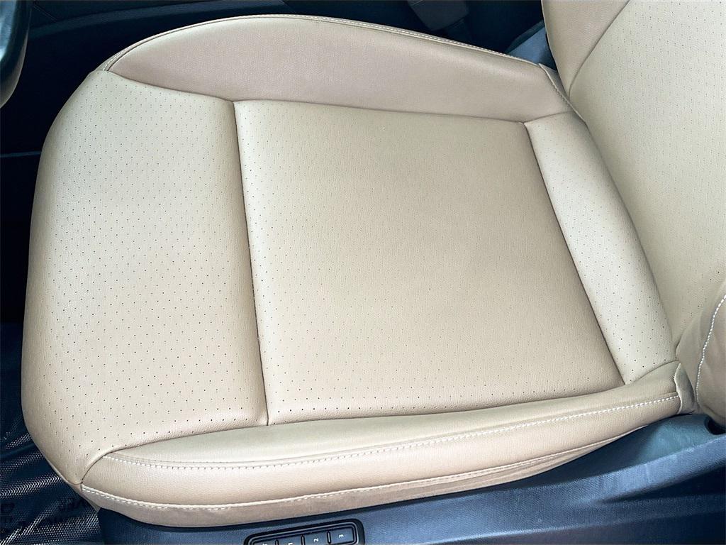 used 2020 Volkswagen Atlas Cross Sport car, priced at $21,000