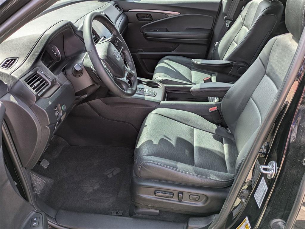 used 2023 Honda Passport car, priced at $27,000