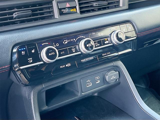 used 2025 Honda Pilot car, priced at $45,000