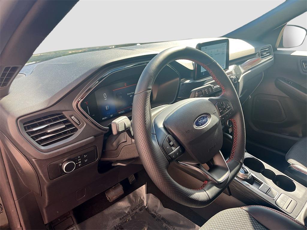 used 2025 Ford Escape car, priced at $26,000