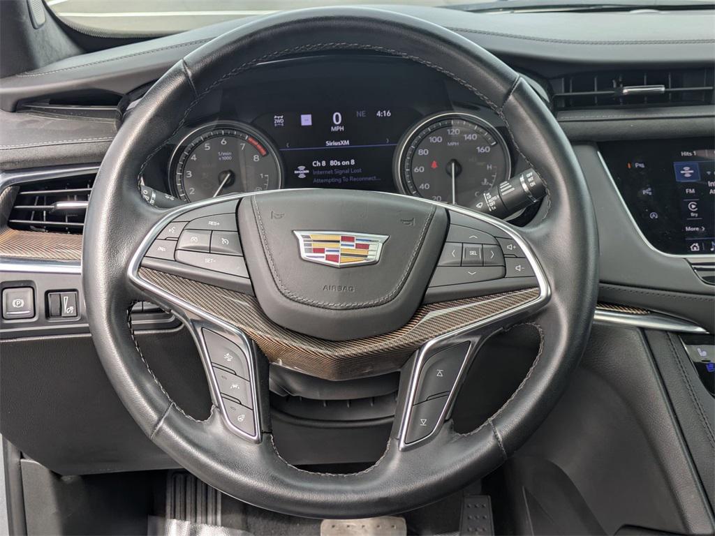used 2024 Cadillac XT5 car, priced at $35,000